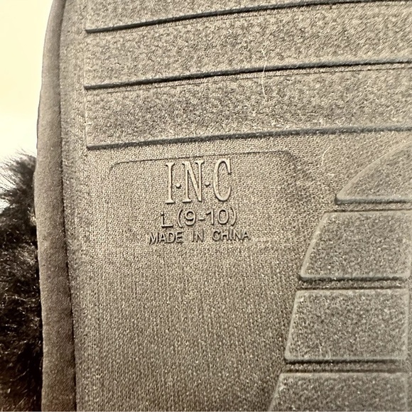 INC Slippers L 9/10 Black Satin Faux Fur Slip On Slides Soft Comfort Foam New - Picture 4 of 5